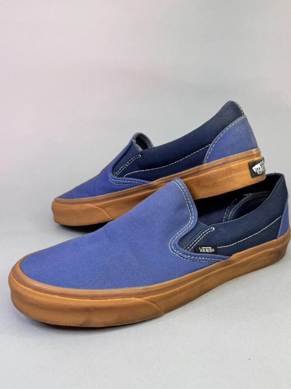 Vans Low Cut Sneakers Navy Slip-On Gum Classic M 7.5 W 9.0 Skateboarding Unisex
